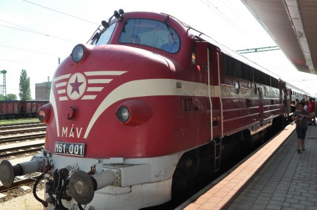 Megismételhetetlen retró hétvége a Balaton északi partján Fehérvárról induló vonatokkal